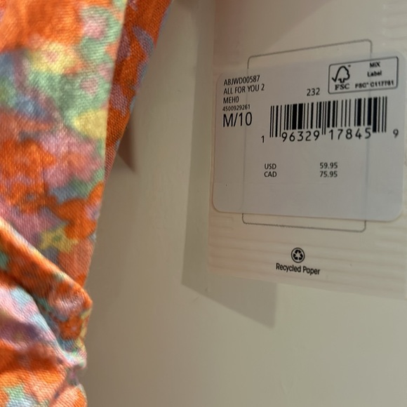 NWT Billabong Wrap flutter sleeve dress size Medium 10 - Picture 5 of 5
